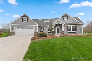 1010 64th Ave, Zeeland, MI 49464