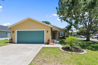2470 SW Plymouth Way, Stuart, FL 34997