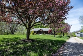 9917 E Bend Rd, Burlington, KY 41005