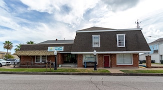 910 Moody Ave, Galveston, TX 77550