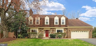 7605 Timberly Ct, McLean, VA 22102
