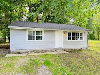 1419 Davista Ave, Madison, OH 44057