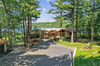 1103 Snake Hill Rd, North Scituate, RI 02857