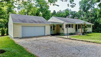 6913 S Elyria Rd, Shreve, OH 44676