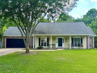 149 Laura Lake Rd, Vicksburg, MS 39180