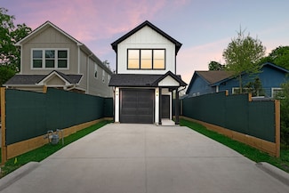 337 Todd St, Tomball, TX 77375