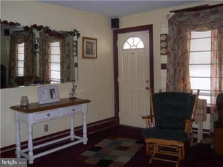 1415 E 12th St, Crum Lynne, PA 19022
