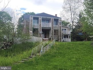 1049 Poole Rd, Westminster, MD 21157