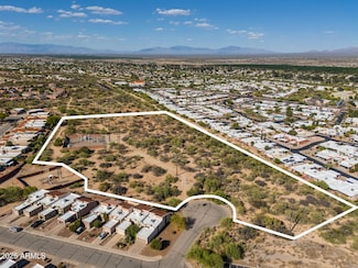 505 W Belltower Dr, Green Valley, AZ 85614