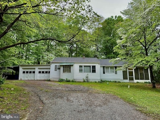 236 Hurley Rd, Coatesville, PA 19320