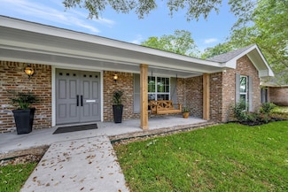 18403 Point Lookout Dr, Houston, TX 77058