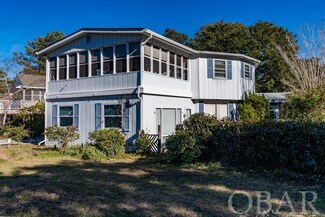 319 W Ocean Acres Dr, Kill Devil Hills, NC 27948