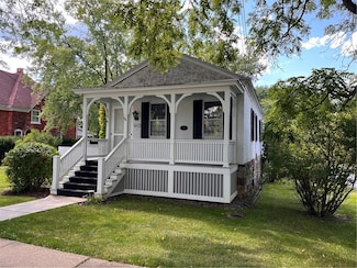 410 N Main St, Canandaigua, NY 14424