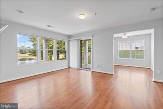 14162 Cuddy Loop Unit 103, Woodbridge, VA 22193