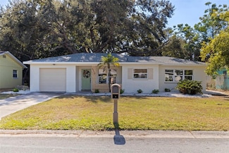 5818 19th Ave S, Gulfport, FL 33707