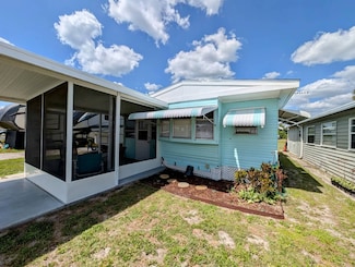 4047 Honolulu Dr, Ruskin, FL 33570