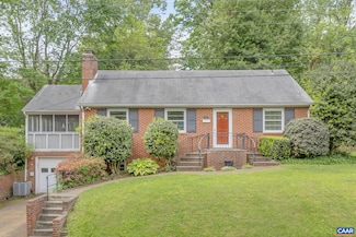 1221 Greenway Rd, Charlottesville, VA 22903