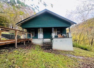 87 Red Wing Rd, Wallins Creek, KY 40873