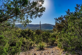 28 Frio Canyon Loop, Concan, TX 78838