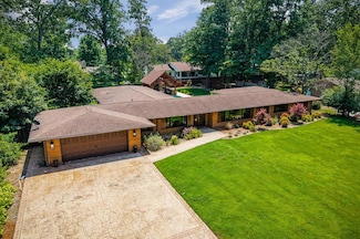 727 Timber Ln, Cookeville, TN 38501