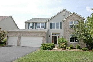 300 Denton Ln, South Elgin, IL 60177