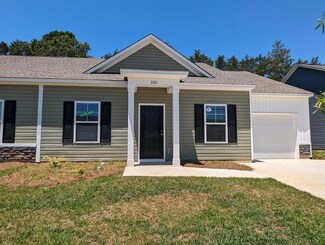 320 Conifer St, Sumter, SC 29154