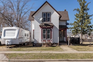 610 E Pleasant St, Belvidere, IL 61008