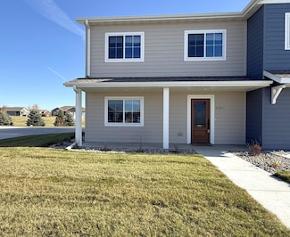 2501 Oak Ln, Brookings, SD 57006