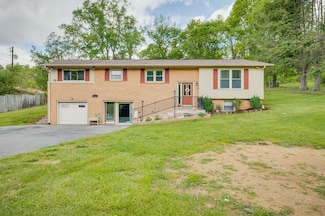 206 Old Fincastle Rd, Lebanon, VA 24266