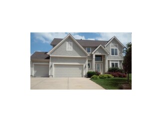 10837 Beverly St, Leawood, KS 66211