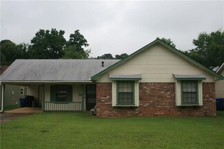 8812 Nathan Dr, Shreveport, LA 71108