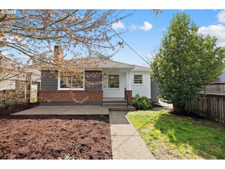 8040 SE Madison St, Portland, OR 97215