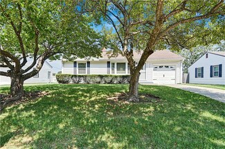 2506 NE 60th St, Kansas City, MO 64118