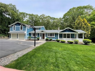 1785 Division Rd, East Greenwich, RI 02818