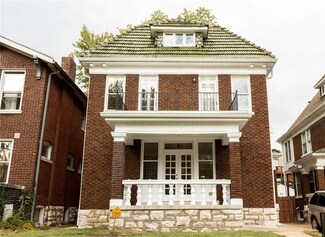 5857 Waterman Blvd, Saint Louis, MO 63112