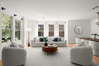 125 Crowninshield Rd Unit 125, Brookline, MA 02446