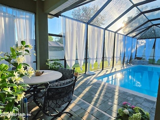 3051 Paddle Creek Dr, Green Cove Springs, FL 32043