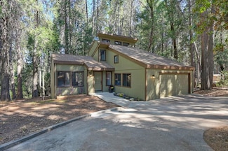 13274 Idaho Maryland Rd, Nevada City, CA 95959