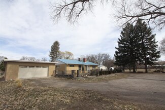 741 Pheasant Ln, Española, NM 87532