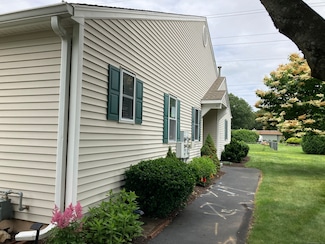 611 Overlook Path, Southington, CT 06489