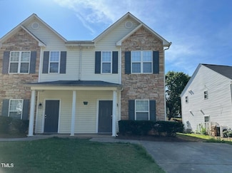 112 Woodson Dr, Clayton, NC 27527