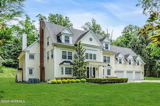 41 Marlpit Place, Middletown, NJ 07748