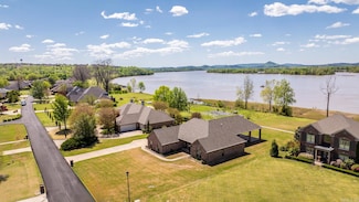 6 River Road Dr E, Mayflower, AR 72106