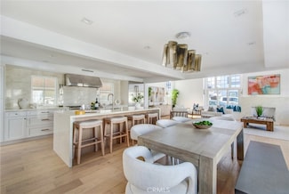 1103 Balboa Ave, Newport Beach, CA 92662