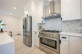 48 Western Ave Unit 1, Saugus, MA 01906