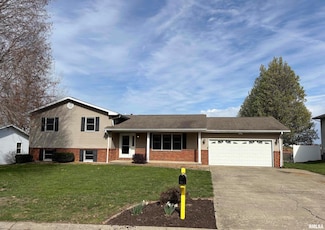 2110 Magnolia Dr, Jacksonville, IL 62650