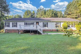 44 Lillie Ln, Siler City, NC 27344