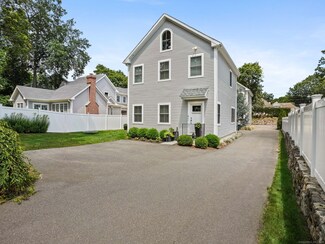 74 Forest St Unit West, New Canaan, CT 06840