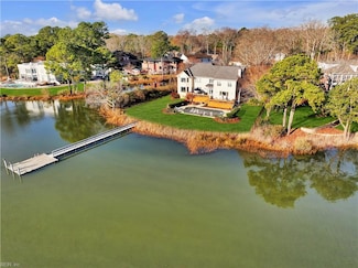 945 Diggs Ln, Virginia Beach, VA 23452