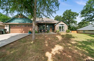 14083 Twin Ranch Rd, Tyler, TX 75704